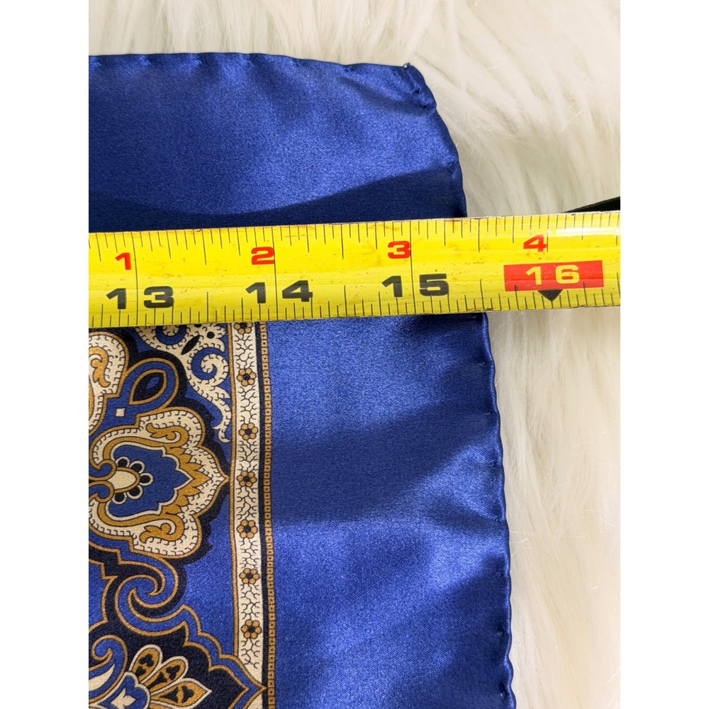 Vintage Made in Italy 100% Silk Blue Paisley Pocket Square Scarf 15.5x15.5 - Picture 5 of 7